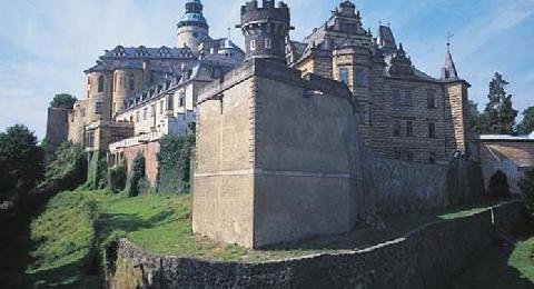 Zámek a hrad Frýdlant