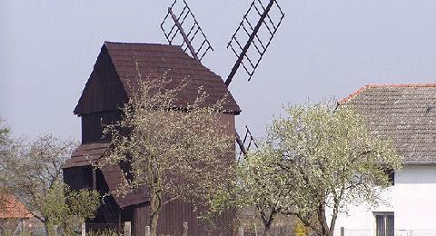 Větrný mlýn u Skaličky